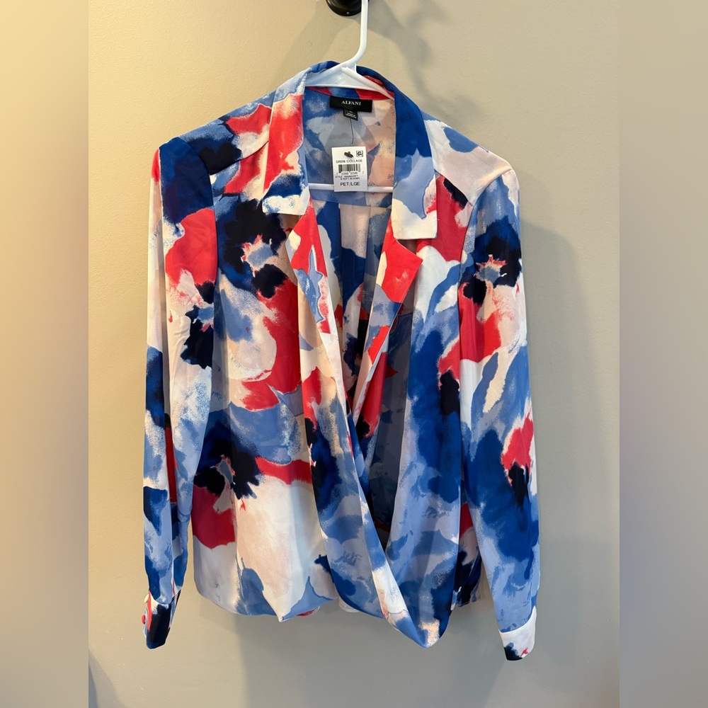 Alfani Blue and Cream Abstract Blouse